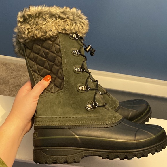 BRAND NEW Lands End Boots - Picture 2 of 4